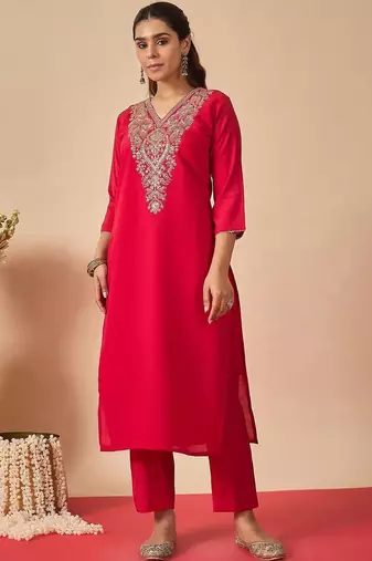 Women Ethnic Motifs Embroidered Regular Thread Work Kurta with Trousers & With Dupatta