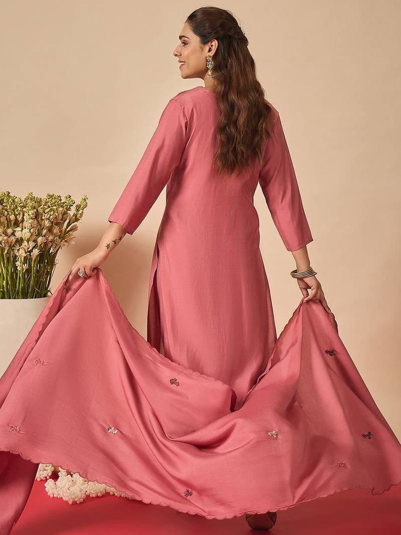 Women Floral Embroidered Regular Thread Work Kurta with Trousers & With Dupatta