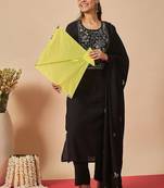 Women Floral Embroidered Regular Thread Work Kurta with Trousers & With Dupatta