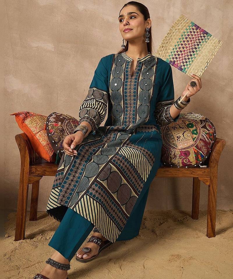 Women Ethnic Motifs Printed Regular Mirror Work Pure Cotton Kurta with Trousers