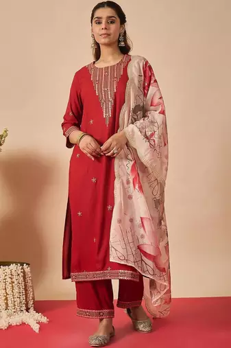Women Floral Embroidered Regular Thread Work Kurta with Trousers & With Dupatta
