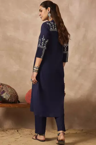 Women Ethnic Motifs Embroidered Regular Thread Work Pure Cotton Kurta with Trousers