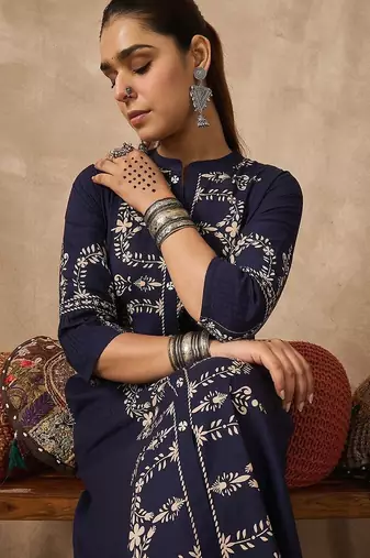Women Ethnic Motifs Embroidered Regular Thread Work Pure Cotton Kurta with Trousers