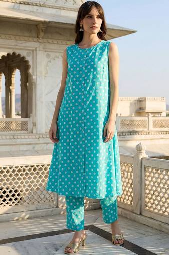 Women Printed Regular Pure Cotton Kurta with Trousers