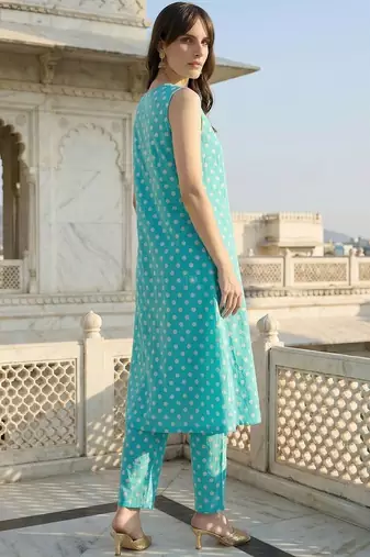 Women Printed Regular Pure Cotton Kurta with Trousers