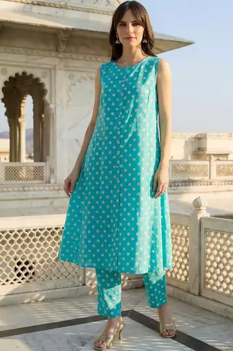 Women Printed Regular Pure Cotton Kurta with Trousers