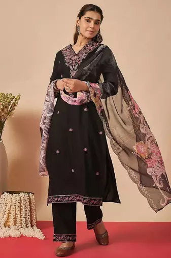 Women Ethnic Motifs Embroidered Regular Thread Work Kurta with Trousers & With Dupatta