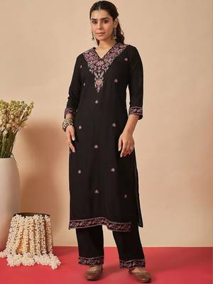 Women Ethnic Motifs Embroidered Regular Thread Work Kurta with Trousers & With Dupatta 3