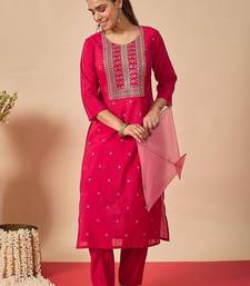 Women Ethnic Motifs Embroidered Regular Thread Work Kurta with Trousers