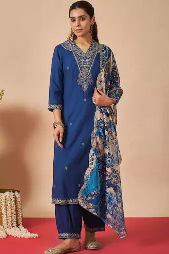 Women Ethnic Motifs Embroidered Regular Thread Work Kurta with Pyjamas & With Dupatta