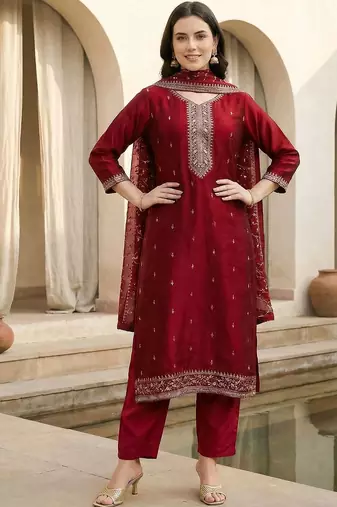Women Ethnic Motifs Embroidered Regular Thread Work Kurta with Trousers & With Dupatta