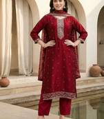 Women Ethnic Motifs Embroidered Regular Thread Work Kurta with Trousers & With Dupatta