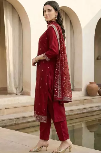 Women Ethnic Motifs Embroidered Regular Thread Work Kurta with Trousers & With Dupatta