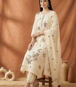 Women Floral Embroidered Regular Thread Work Kurta with Trousers & With Dupatta