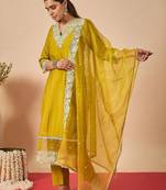 Women Ethnic Motifs Embroidered Regular Thread Work Kurta with Trousers & With Dupatta