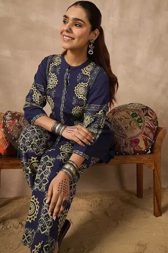Women Ethnic Motifs Printed Regular Pure Cotton Kurta with Palazzos