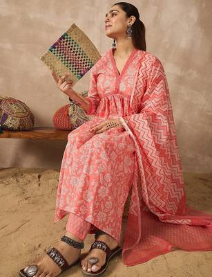 Women Floral Printed Empire Pure Cotton Kurta with Trousers & With Dupatta 1