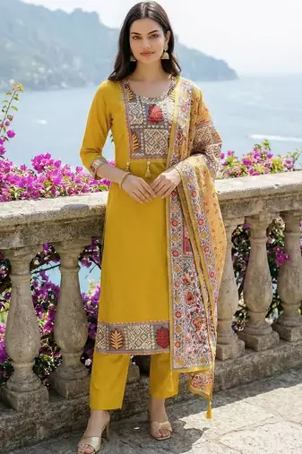 Women Ethnic Motifs Printed Regular Thread Work Kurta with Trousers & With Dupatta