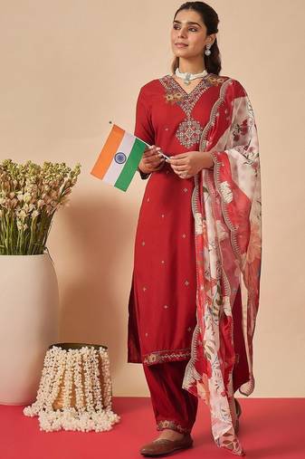 Women Floral Embroidered Regular Thread Work Kurta with Patiala & With Dupatta