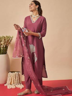 Women Ethnic Motifs Embroidered Regular Thread Work Kurta with Trousers & With Dupatta 2
