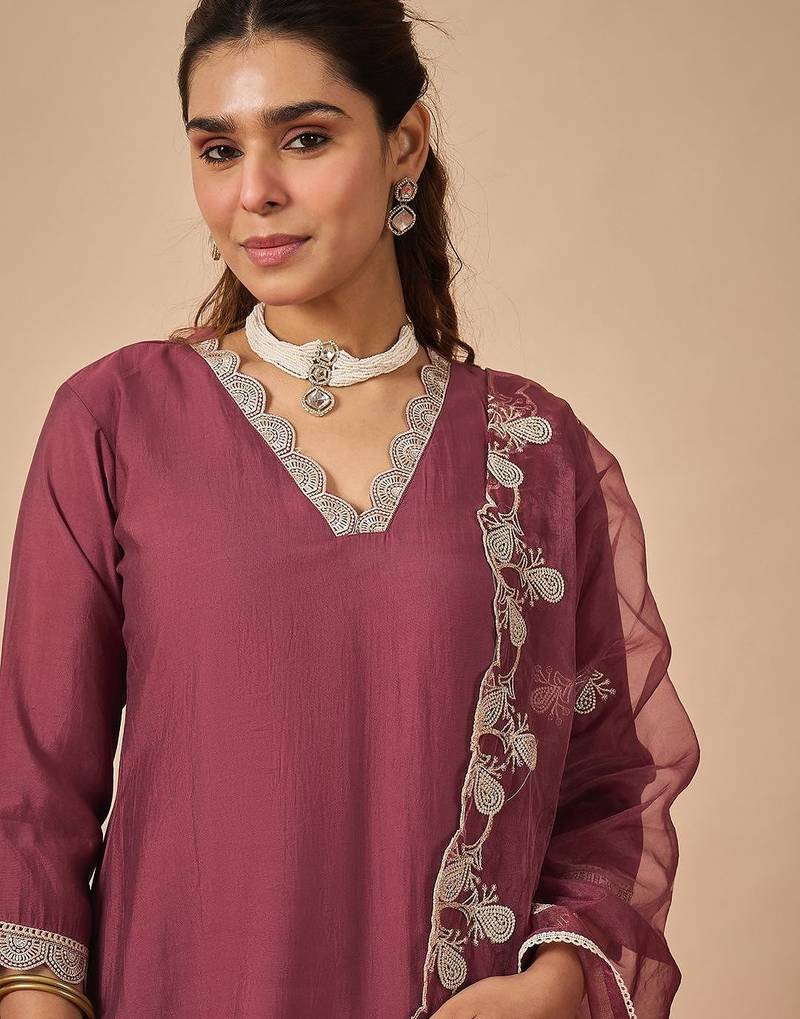 Women Ethnic Motifs Embroidered Regular Thread Work Kurta with Trousers & With Dupatta