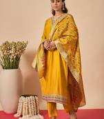 Women Ethnic Motifs Embroidered Regular Thread Work Kurta with Trousers & With Dupatta