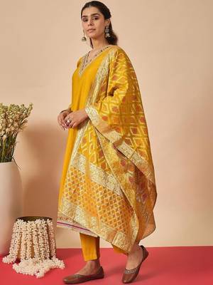 Women Ethnic Motifs Embroidered Regular Thread Work Kurta with Trousers & With Dupatta 7