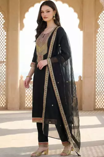Women Ethnic Motifs Embroidered Regular Thread Work Kurta with Trousers & With Dupatta