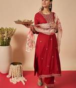 Women Ethnic Motifs Embroidered Regular Thread Work Kurta with Trousers & With Dupatta