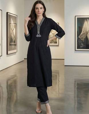 Women Regular Kurta with Trousers 1
