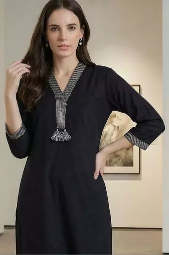 Women Regular Kurta with Trousers