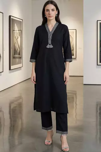 Women Regular Kurta with Trousers