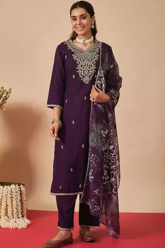Women Ethnic Motifs Embroidered Regular Thread Work Kurta with Trousers & With Dupatta