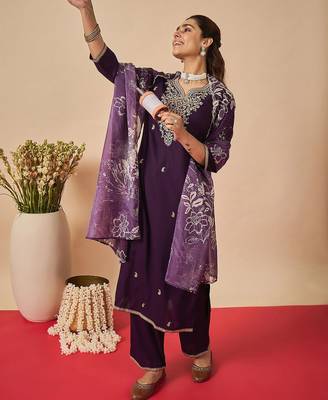 Women Ethnic Motifs Embroidered Regular Thread Work Kurta with Trousers & With Dupatta 7