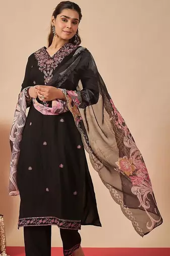 Women Ethnic Motifs Embroidered Regular Thread Work Kurta with Trousers & With Dupatta