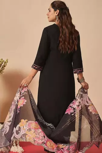 Women Ethnic Motifs Embroidered Regular Thread Work Kurta with Trousers & With Dupatta