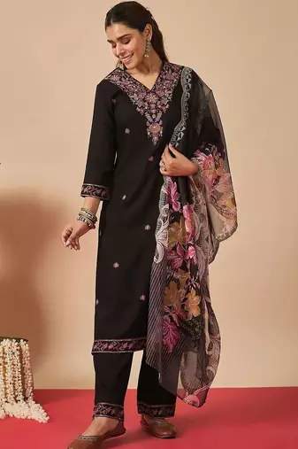 Women Ethnic Motifs Embroidered Regular Thread Work Kurta with Trousers & With Dupatta