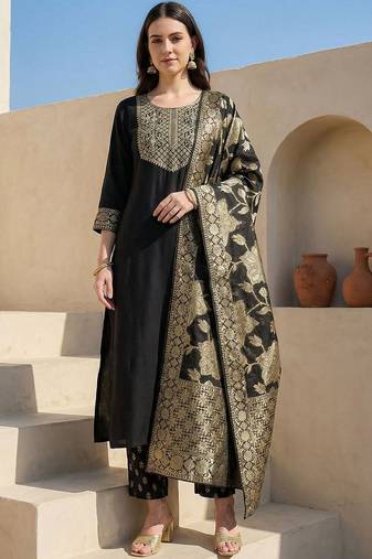Women Ethnic Motifs Embroidered Regular Thread Work Kurta with Trousers & With Dupatta