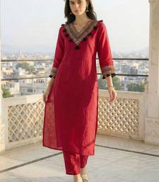 Women Ethnic Motifs Embroidered Regular Thread Work Kurta with Trousers