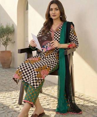 Women Floral Printed Regular Thread Work Pure Cotton Kurta with Trousers & With Dupatta 6