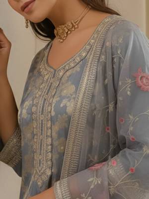 Women Ethnic Motifs Thread Work Kurta with Trousers & With Dupatta 2