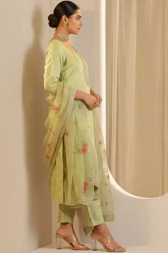 Women Ethnic Motifs Embroidered Regular Thread Work Kurta with Trousers & With Dupatta