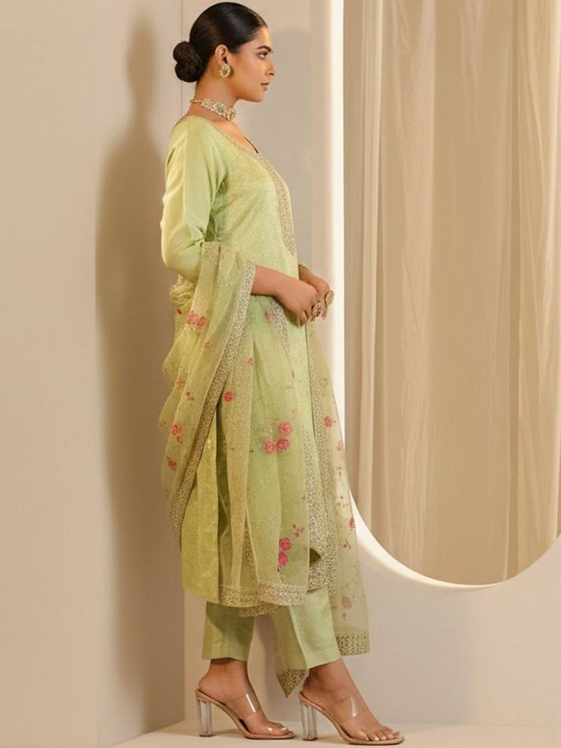 Women Ethnic Motifs Embroidered Regular Thread Work Kurta with Trousers & With Dupatta