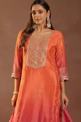 Women Ethnic Motifs Printed Regular Thread Work Kurta with Trousers & With Dupatta
