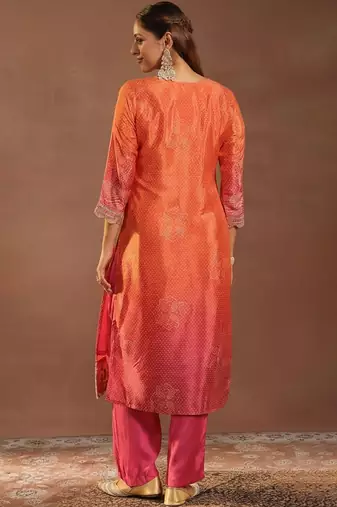 Women Ethnic Motifs Printed Regular Thread Work Kurta with Trousers & With Dupatta