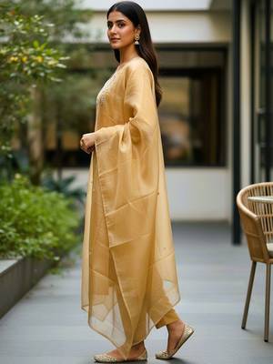 Women Ethnic Motifs Embroidered Regular Thread Work Kurta with Trousers & With Dupatta 5