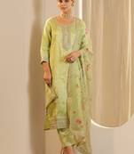 Women Ethnic Motifs Embroidered Regular Thread Work Kurta with Trousers & With Dupatta