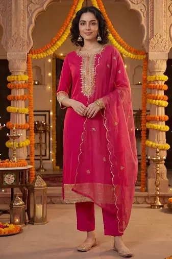 Women Ethnic Motifs Embroidered Regular Thread Work Kurta with Trousers & With Dupatta