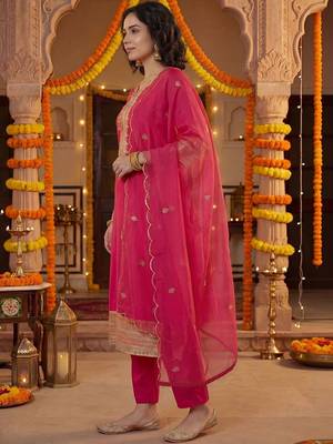 Women Ethnic Motifs Embroidered Regular Thread Work Kurta with Trousers & With Dupatta 2