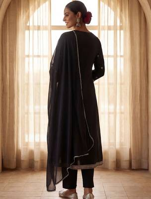 Women Ethnic Motifs Embroidered Angrakha Thread Work Kurta with Trousers & With Dupatta 4